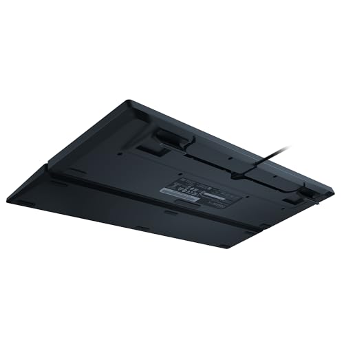 Razer Ornata V3 X - Flache Membran-Tastatur mit Chroma RGB (Lautlose Membran-Switches, Ergonomische Handballenauflage, Tastenkappen Anti-UV-Beschichtung) QWERTZ DE-Layout | Schwarz