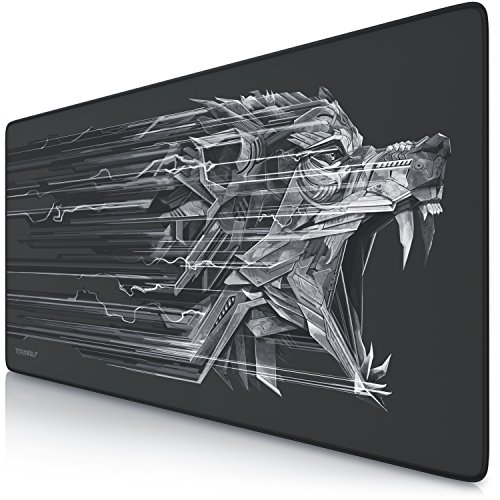 TITANWOLF XXL Speed Gaming Mauspad - 900 x 400mm - XXL Mousepad - Tischunterlage mit Titanwolf-Motiv - verbessert Präzision und Geschwindigkeit - Stabiler Halt auf glatten Oberflächen