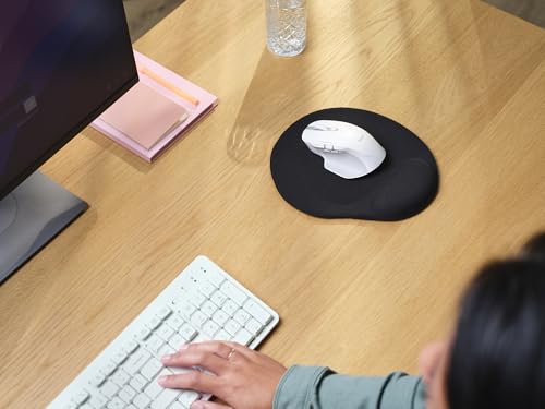 Trust Bigfoot Ergonomisches Mauspad mit Gelkissen 236 x 205 mm, Softgel Handballenauflage, Mikrofaseroberfläche, Mousepad mit Handauflage, rutschfeste Unterseite - Schwarz