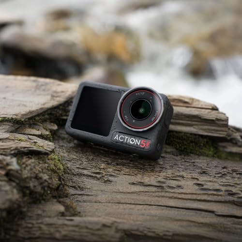 DJI Osmo Action 5 Pro Essential Combo, 4K-Action-Cam für schnellen Start | 1/1,3“ Sensor, 4K/120fps Video, Motivverfolgung, Stabilisierung, Dual OLED Touchscreens, wasserdicht, für Sport und Vlog